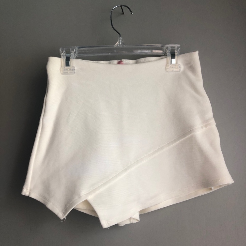 Envelope skort - Picture 2 of 3